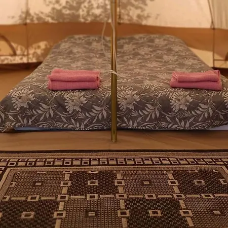 Luxe tent Siedlisko Stasin Trojanow